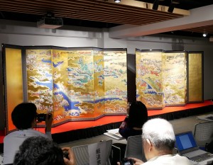 復元された「大坂冬の陣図屛風」
