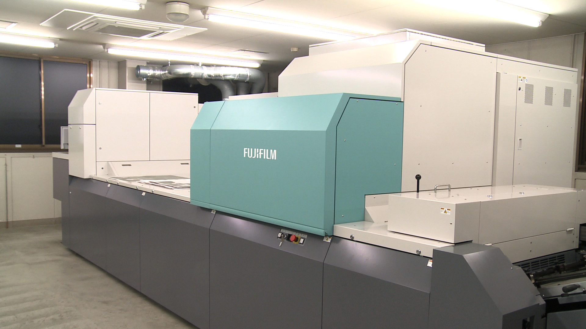 朝日印刷工業　JetPress720S導入で地域需要を取り込む